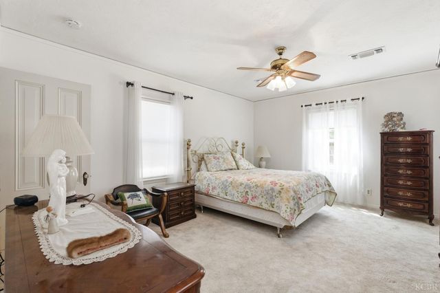 439 W Bush Street, Lemoore, CA 93245