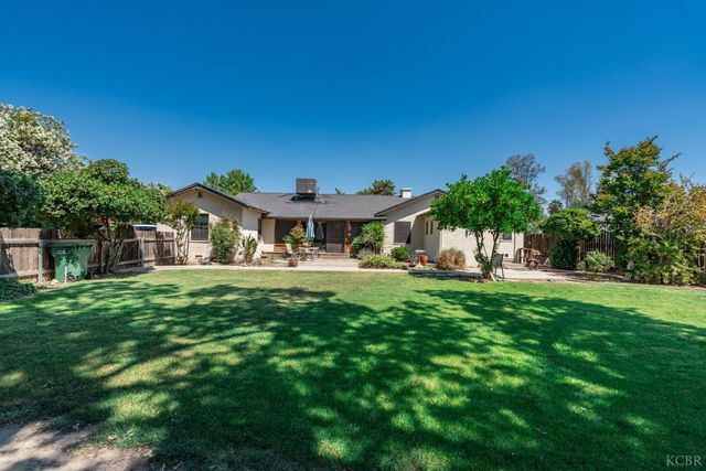 439 W Bush Street, Lemoore, CA 93245