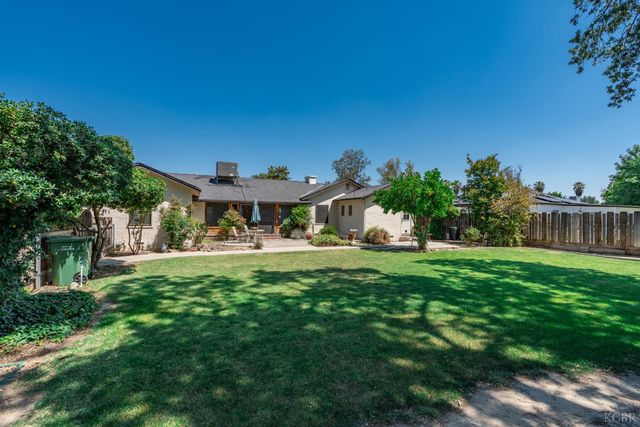 439 W Bush Street, Lemoore, CA 93245