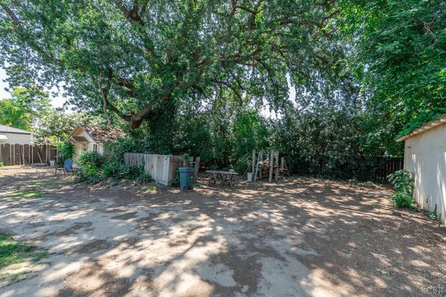 439 W Bush Street, Lemoore, CA 93245