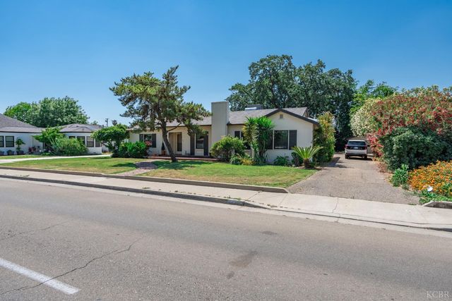 439 W Bush Street, Lemoore, CA 93245