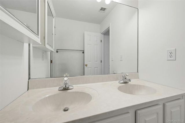 2675 Kerwin Boulevard, Greenport, NY 11944