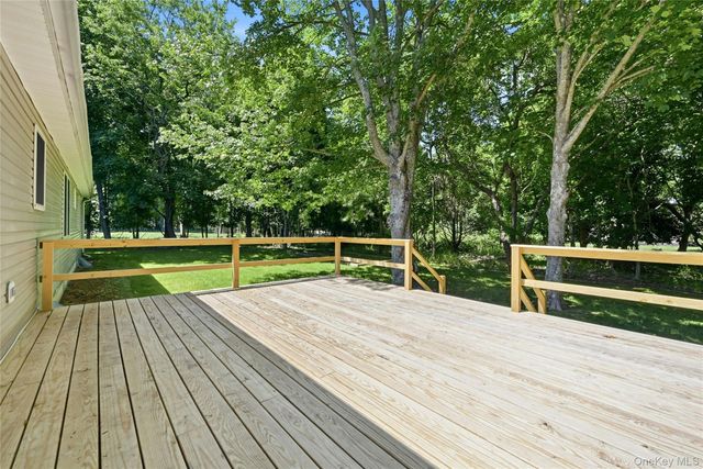 2675 Kerwin Boulevard, Greenport, NY 11944