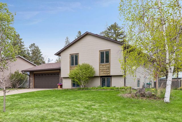 2327 Hidden Valley Lane, Stillwater, MN 55082