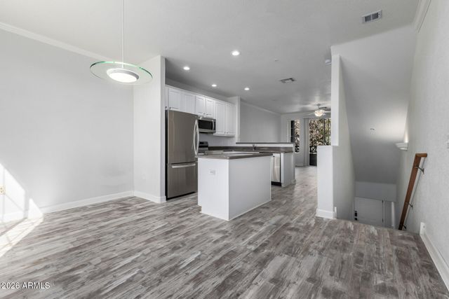 4455 E Paradise Village Parkway S 1031, Phoenix, AZ 85032