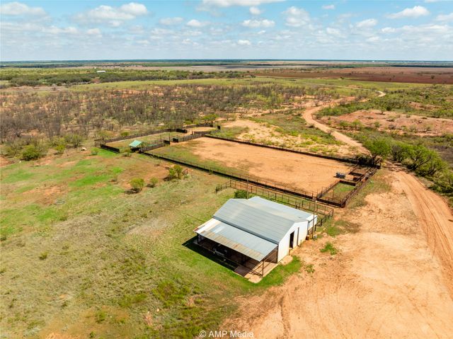 12416 FM 707, Hawley, TX 79525