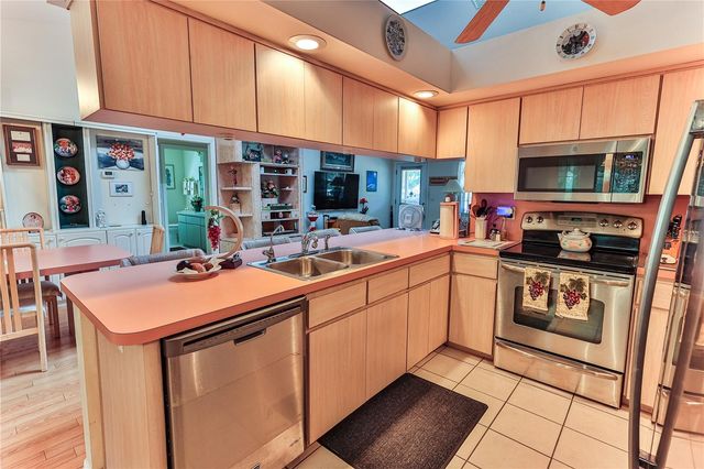 11071 W THOREAU PLACE, Crystal River, FL 34428