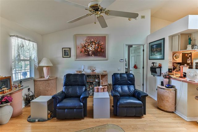 11071 W THOREAU PLACE, Crystal River, FL 34428