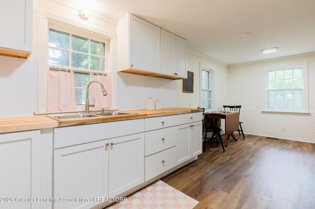 1869 Hall Street, Holt, MI 48842