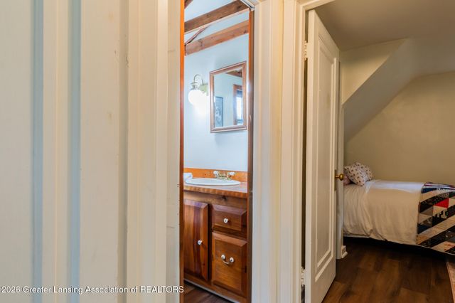 1869 Hall Street, Holt, MI 48842