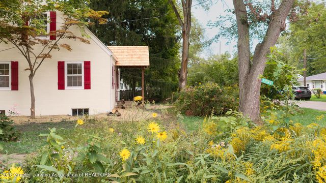 1869 Hall Street, Holt, MI 48842