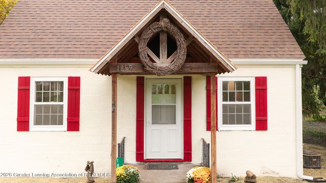 1869 Hall Street, Holt, MI 48842