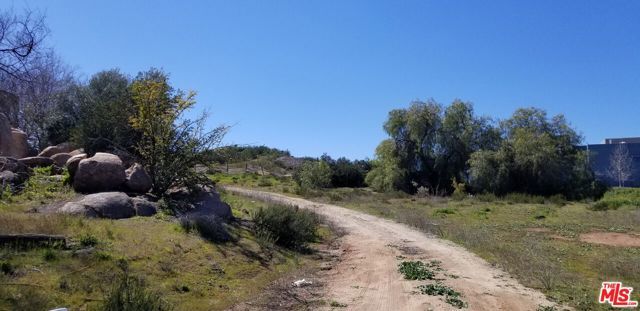 35435 Twin Willow Road, Murrieta, CA 92563