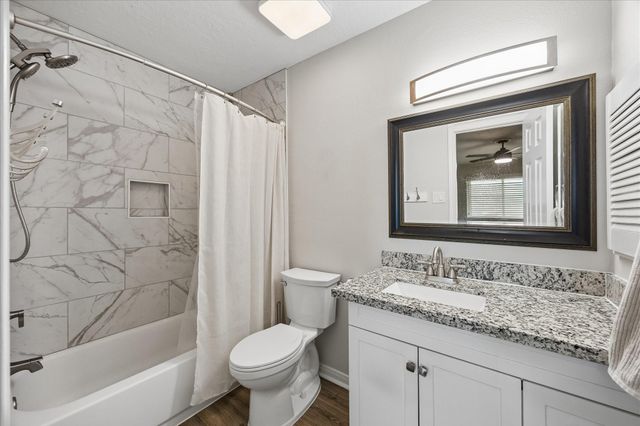 16931 Creek Line Drive, Friendswood, TX 77546