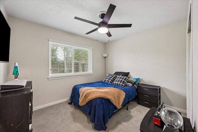 16931 Creek Line Drive, Friendswood, TX 77546