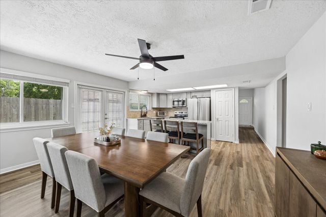 16931 Creek Line Drive, Friendswood, TX 77546