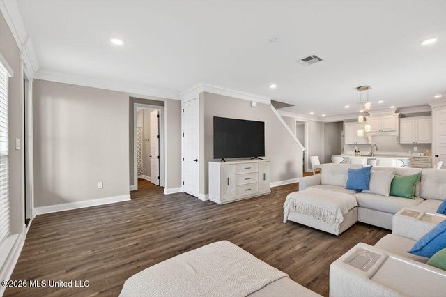 2508 Beach Boulevard, Biloxi, MS 39531