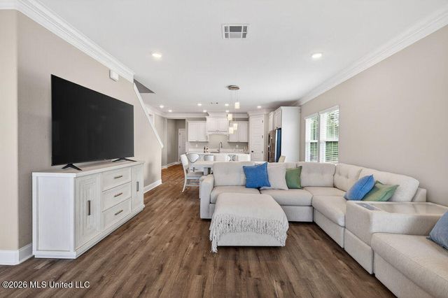 2508 Beach Boulevard, Biloxi, MS 39531