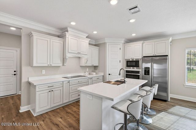 2508 Beach Boulevard, Biloxi, MS 39531