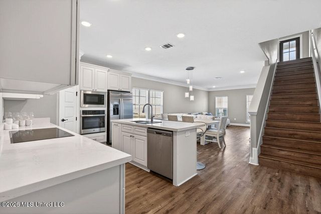 2508 Beach Boulevard, Biloxi, MS 39531