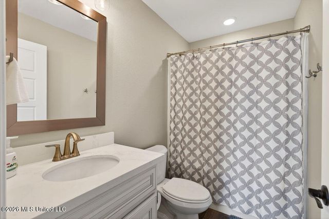 2508 Beach Boulevard, Biloxi, MS 39531