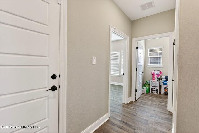 2508 Beach Boulevard, Biloxi, MS 39531