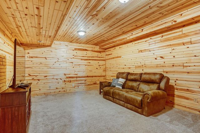 14943 Hillside Circle NW, Prior Lake, MN 55372