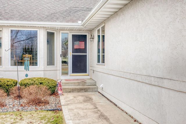 14943 Hillside Circle NW, Prior Lake, MN 55372