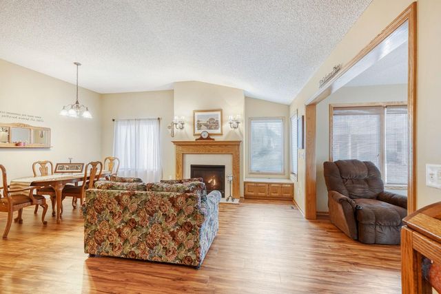 14943 Hillside Circle NW, Prior Lake, MN 55372