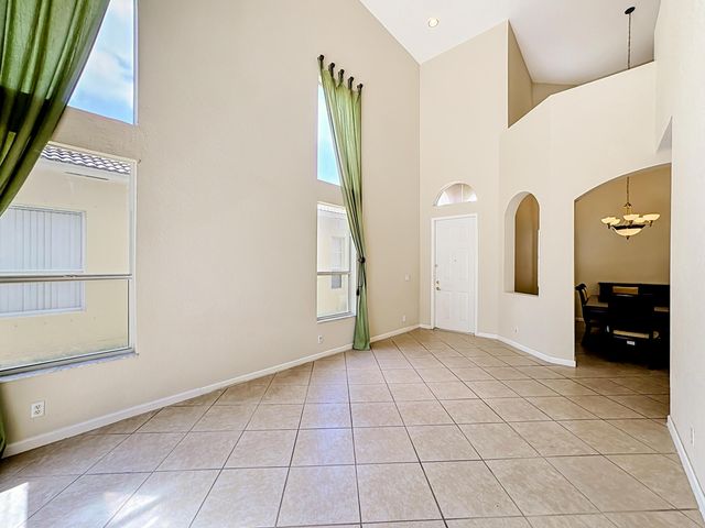 5747 Sunberry Circle, Fort Pierce, FL 34951