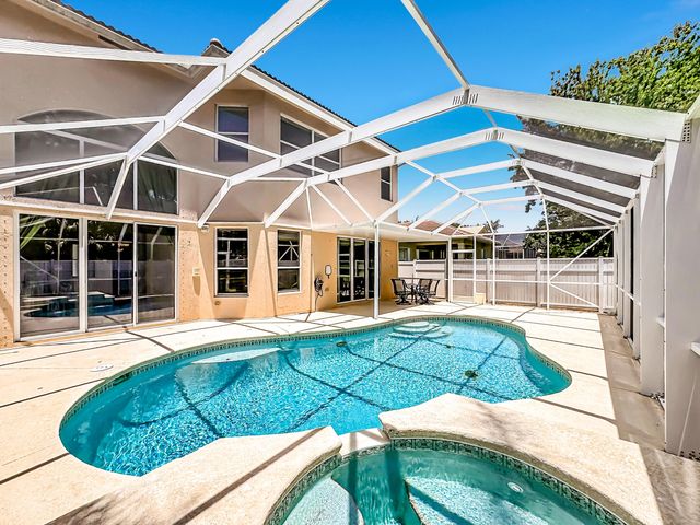 5747 Sunberry Circle, Fort Pierce, FL 34951