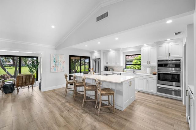 10420 Seaholly Terrace, Boynton Beach, FL 33436