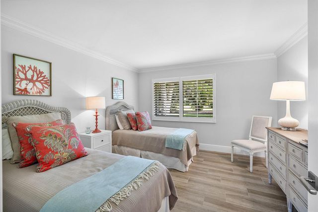 10420 Seaholly Terrace, Boynton Beach, FL 33436