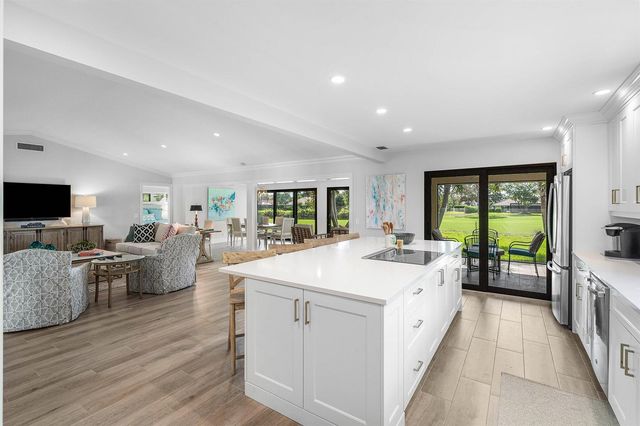 10420 Seaholly Terrace, Boynton Beach, FL 33436