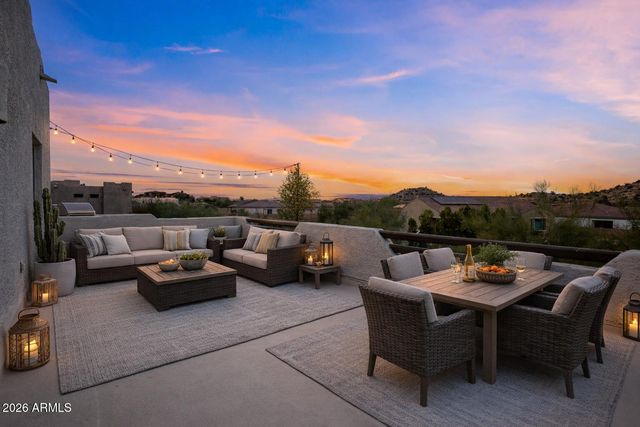 18344 W SANTA IRENE Drive, Goodyear, AZ 85338