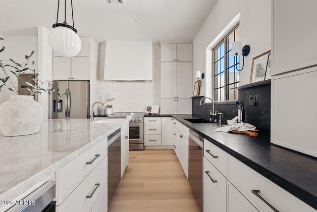 18344 W SANTA IRENE Drive, Goodyear, AZ 85338