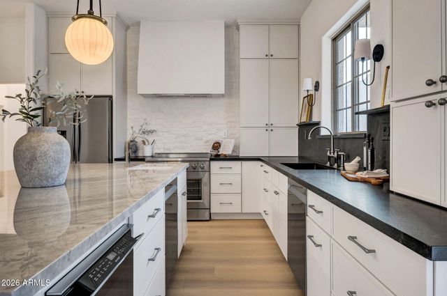 18344 W SANTA IRENE Drive, Goodyear, AZ 85338