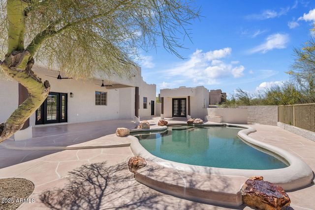 18344 W SANTA IRENE Drive, Goodyear, AZ 85338