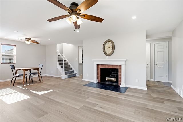 5189 Lake Avenue, Orchard Park, NY 14127