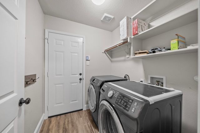 545 Continental Drive, Lewisville, TX 75067