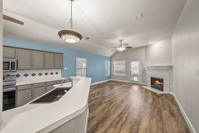 545 Continental Drive, Lewisville, TX 75067