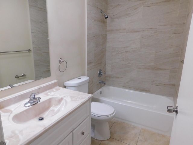 611 Cypress Lake Boulevard I, Deerfield Beach, FL 33064