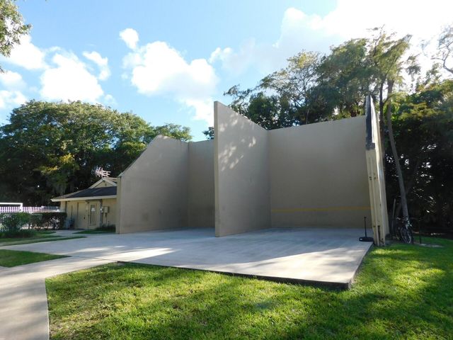 611 Cypress Lake Boulevard I, Deerfield Beach, FL 33064