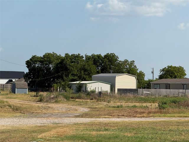 9648 County Road 147, Kaufman, TX 75142