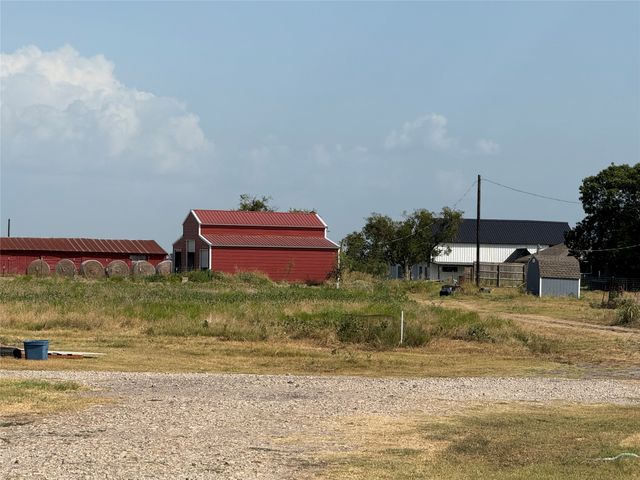 9648 County Road 147, Kaufman, TX 75142