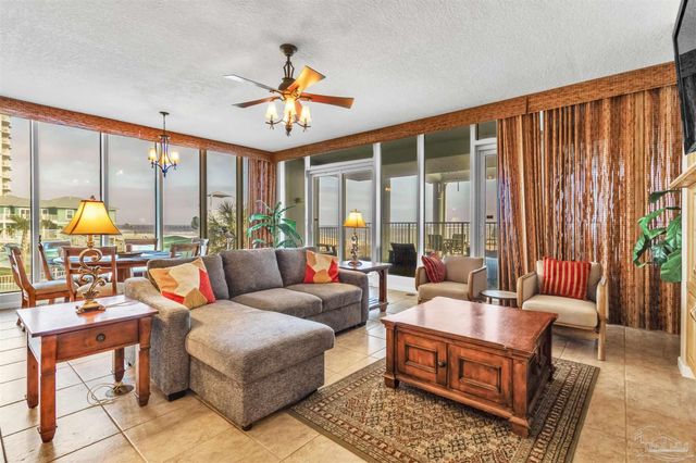 527 E Beach Blvd 201, Gulf Shores, AL 36542
