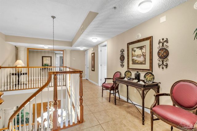 527 E Beach Blvd 201, Gulf Shores, AL 36542