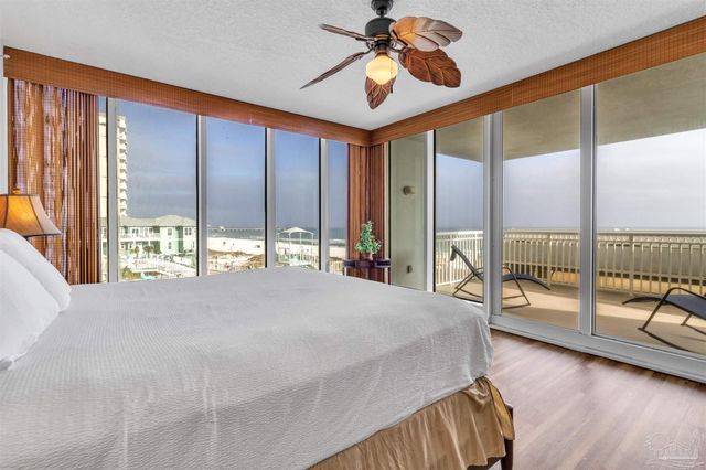 527 E Beach Blvd 201, Gulf Shores, AL 36542