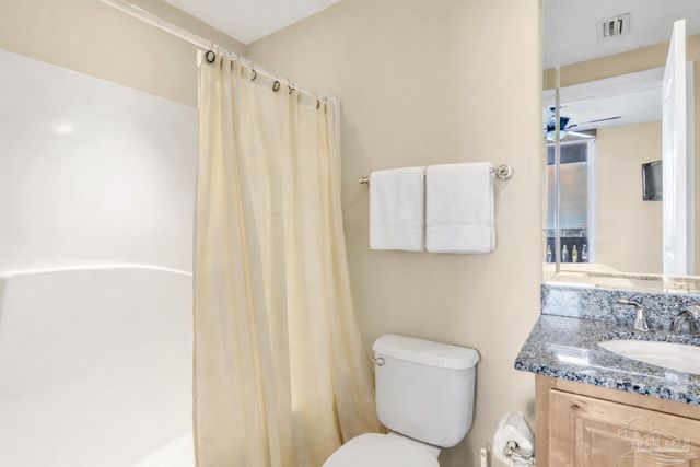 527 E Beach Blvd 201, Gulf Shores, AL 36542