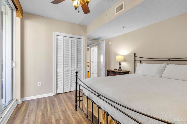 527 E Beach Blvd 201, Gulf Shores, AL 36542